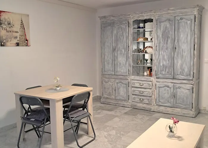 公寓 Grand 2 Pieces Centre